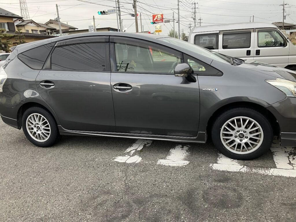 プリウスαの持込タイヤ交換