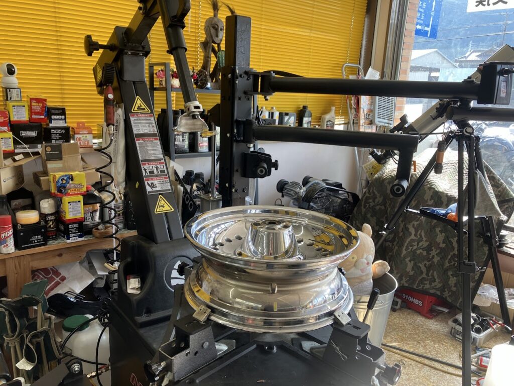 ファットボーイの持込タイヤ交換