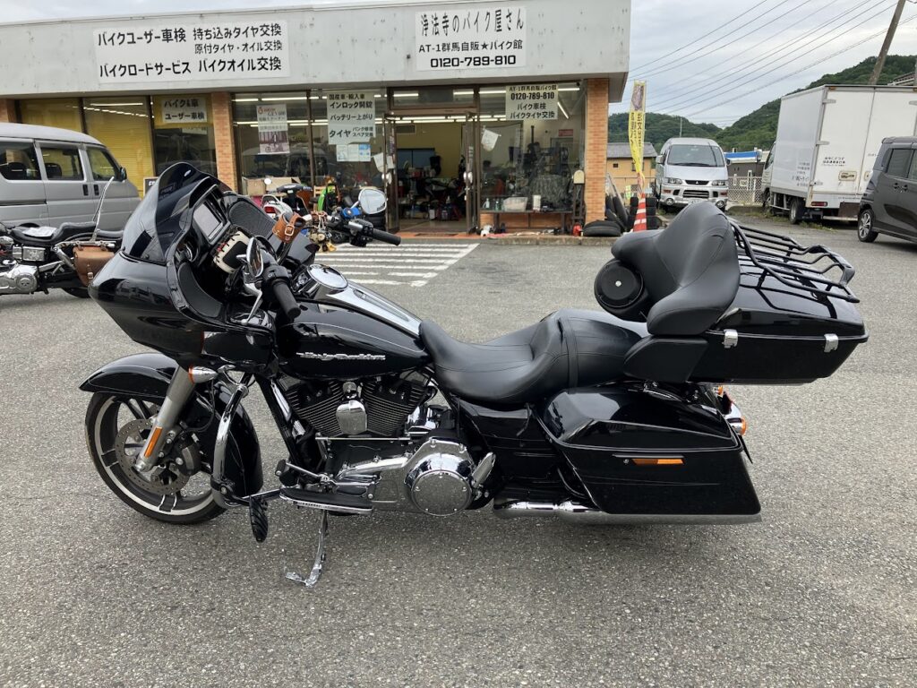 ROAD GLIDE SPECIALのバイク車検とオイル交換