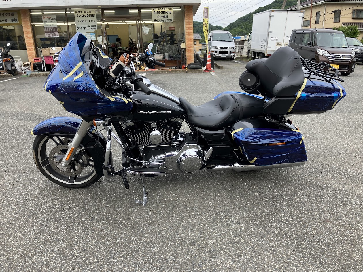 ROAD GLIDE SPECIALのバイク車検とオイル交換