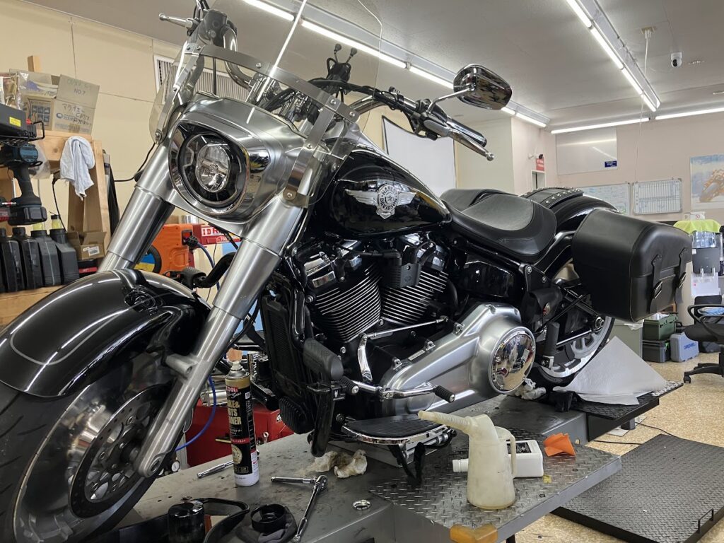 ファットボーイのオイル交換