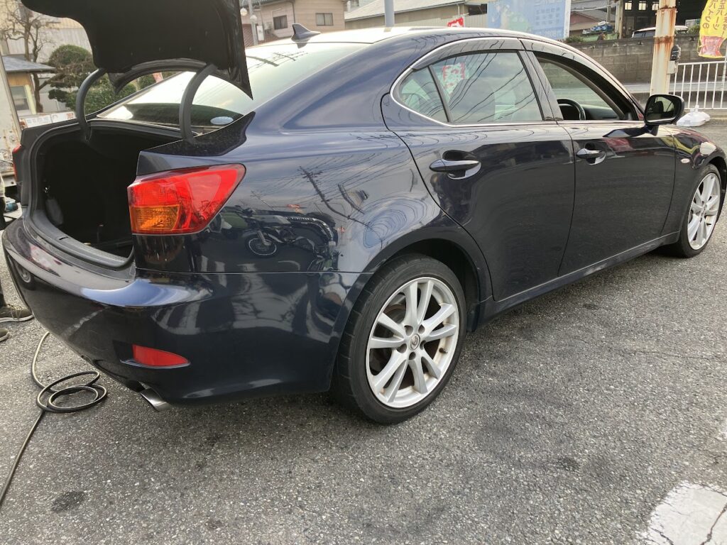 レクサスISのタイヤ交換