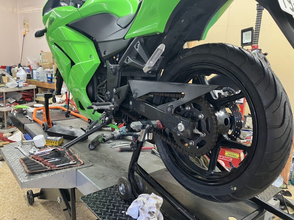 ニンジャ250の持込タイヤ交換