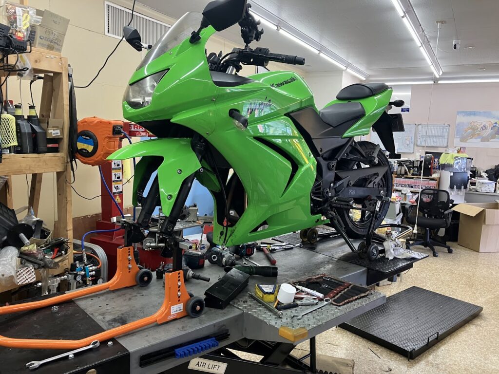 ニンジャ250の持込タイヤ交換