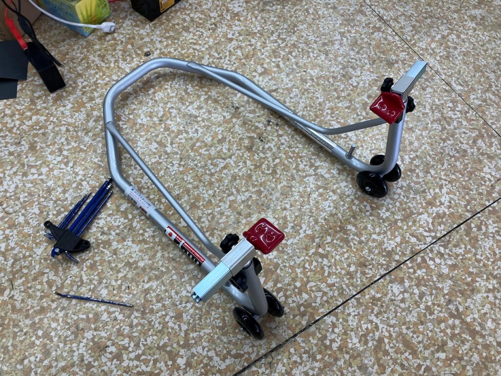 J-TRIPのリアスタンド