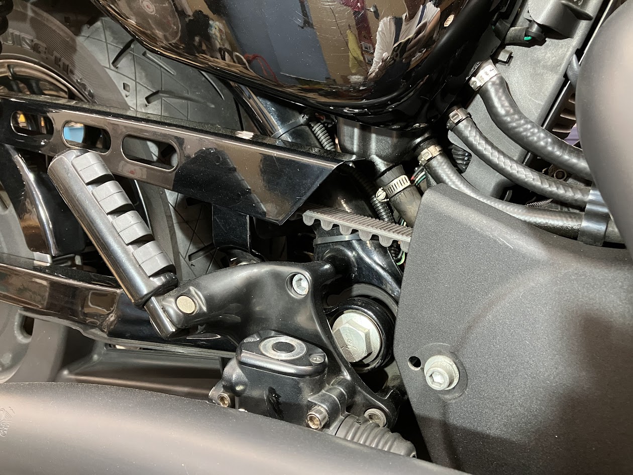 ハーレーXL1200オイル交換