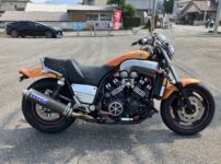 V-MAX1200バイクタイヤ交換