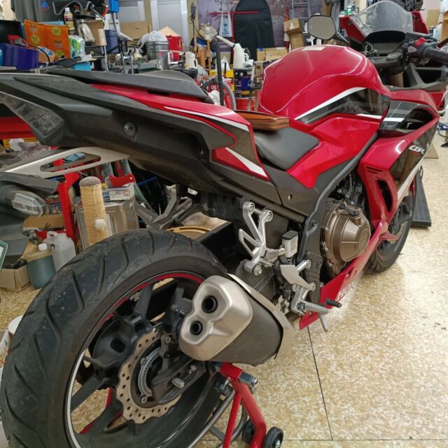 当店在庫車両スズキGSR250が入庫しました - 群馬のバイクユーザー車検代行
